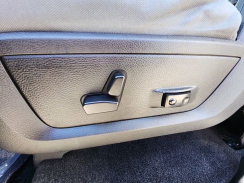 Used 2018 RAM 1500 Big Horn image 14