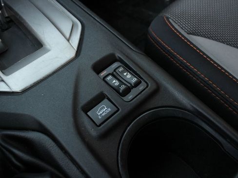 Used 2019 Subaru Crosstrek 2.0i Premium w/ Popular Package #3 image 30