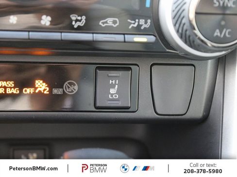 Used 2023 Toyota RAV4 XLE Premium image 25