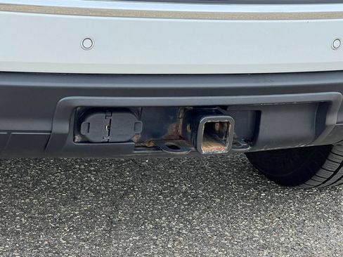 Used 2019 Jeep Grand Cherokee Limited w/ Trailer Tow Group IV AWD/4WD image 11