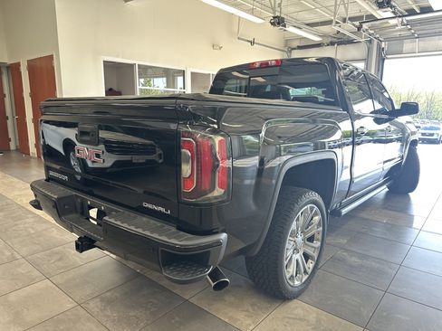 Used 2017 GMC Sierra 1500 Denali w/ Denali Ultimate Package image 12