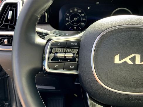 Used 2022 Kia Sorento SX Prestige AWD/4WD image 24