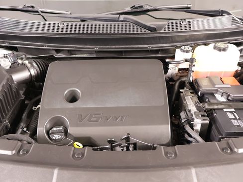 Used 2023 Chevrolet Traverse LT w/ LPO, Cargo Package AWD/4WD image 20