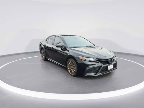 Certified 2023 Toyota Camry SE image 2
