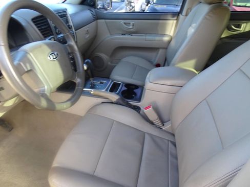 Used 2009 Kia Sorento LX image 22
