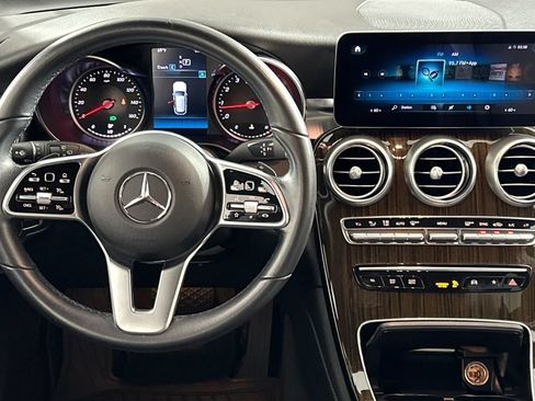 Used 2020 Mercedes-Benz GLC 300 4MATIC image 16