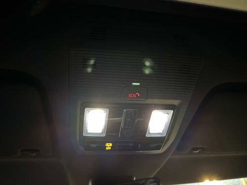 New 2025 Volkswagen ID. Buzz Pro S Plus image 28