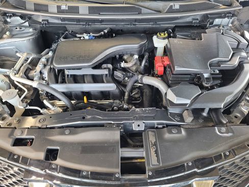 Used 2018 Nissan Rogue Sport SV AWD/4WD image 20