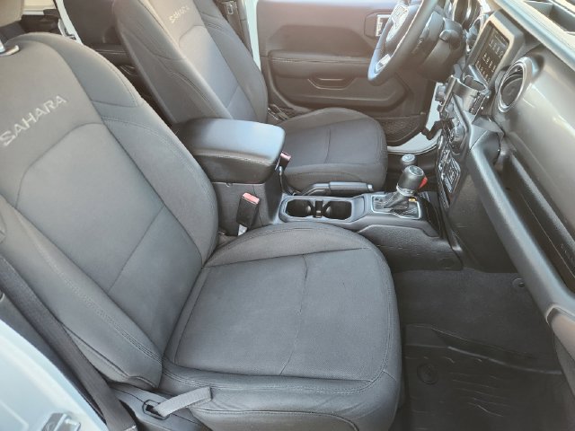 Used 2021 Jeep Wrangler Unlimited Sahara AWD/4WD image 12