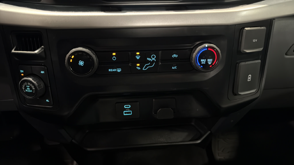 Used 2023 Ford F150 XLT AWD/4WD image 31