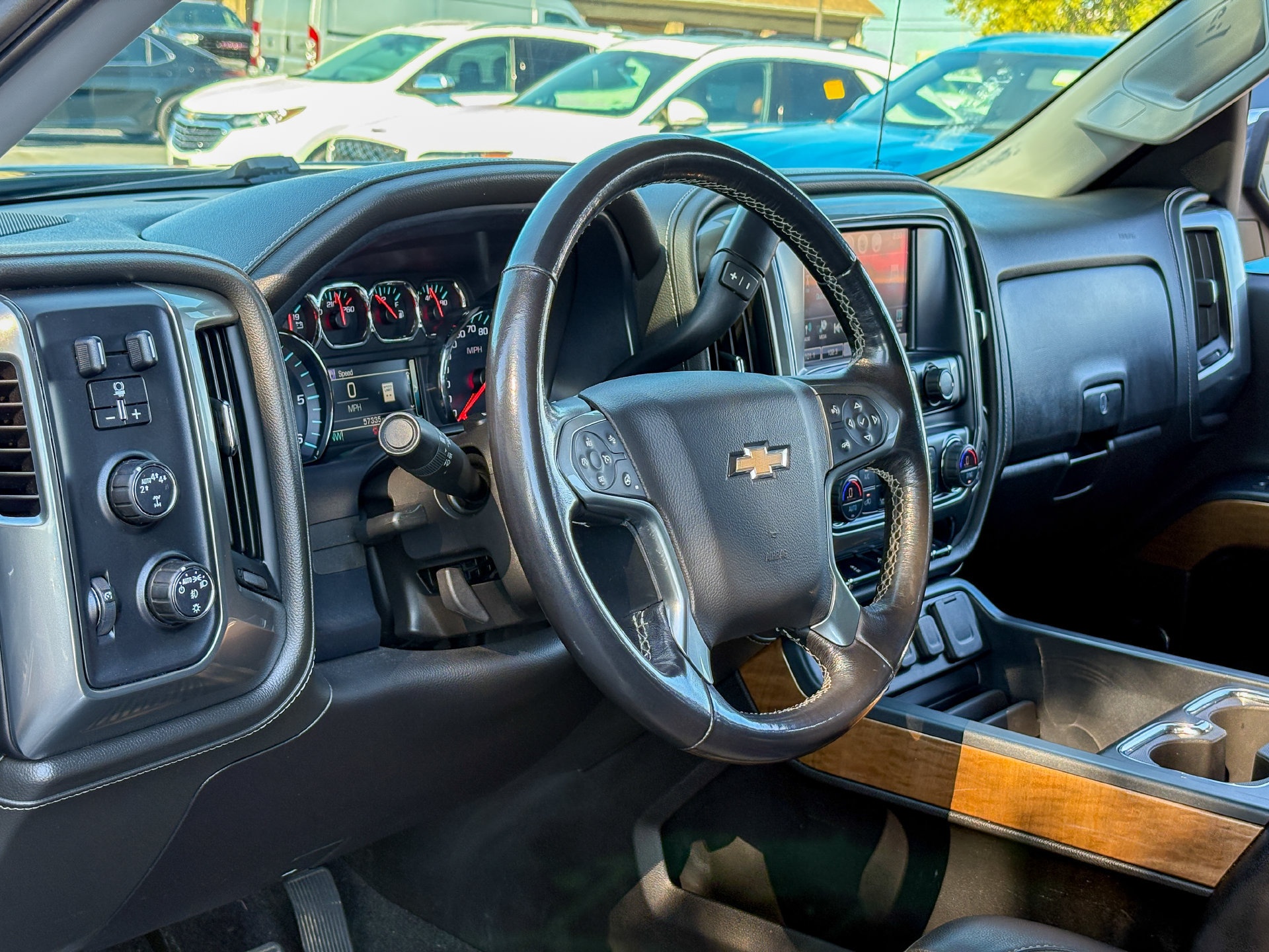 Used 2018 Chevrolet Silverado 1500 LTZ w/ Sport Package AWD/4WD image 13