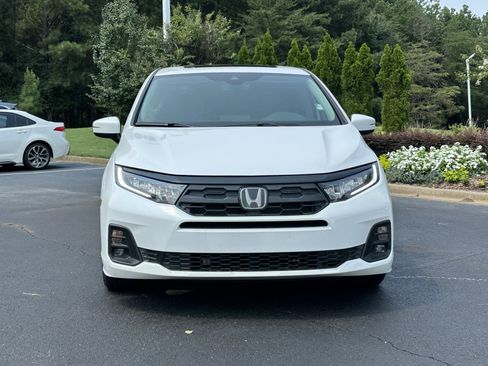 Used 2026 Honda Odyssey EX-L image 3