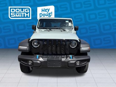 Used 2023 Jeep Wrangler Unlimited w/ Cold Weather Group AWD/4WD image 7