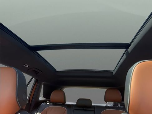 New 2026 Volkswagen Tiguan SEL R-Line AWD/4WD image 20