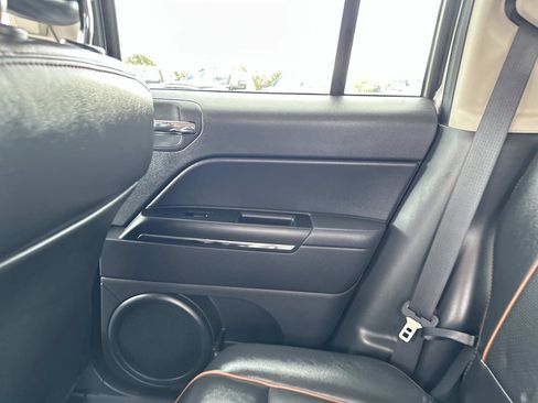 Used 2011 Jeep Patriot 70th Anniversary image 15