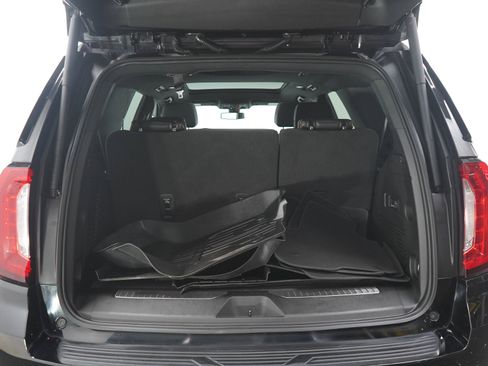 Used 2022 GMC Yukon AT4 AWD/4WD image 17