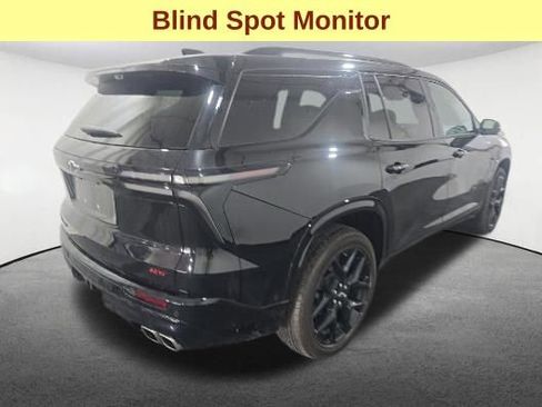 Used 2025 Chevrolet Traverse RS AWD/4WD image 5