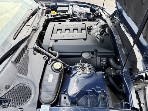 Used 2007 Jaguar XK Convertible RWD image 39