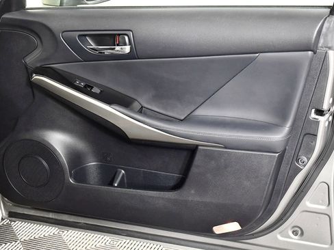 Used 2014 Lexus IS 250 AWD image 41