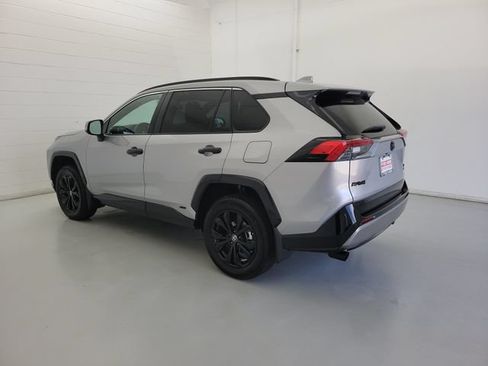 Used 2025 Toyota RAV4 SE AWD/4WD image 7