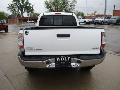 Used 2013 Toyota Tacoma 4x4 Access Cab w/ SR5 Pkg image 6