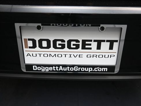 Used 2021 Volkswagen GTI SE image 2