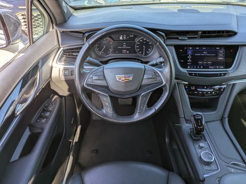 Used 2024 Cadillac XT5 Premium Luxury image 18