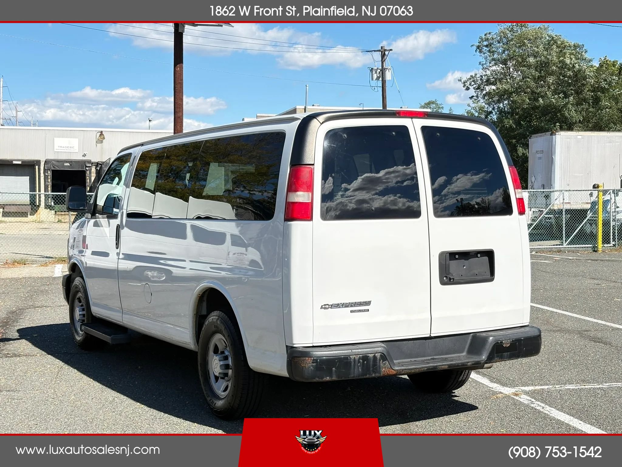 Used 2016 Chevrolet Express 2500 LS RWD image 5