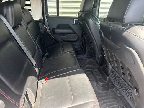 Used 2019 Jeep Wrangler Unlimited Rubicon AWD/4WD image 9
