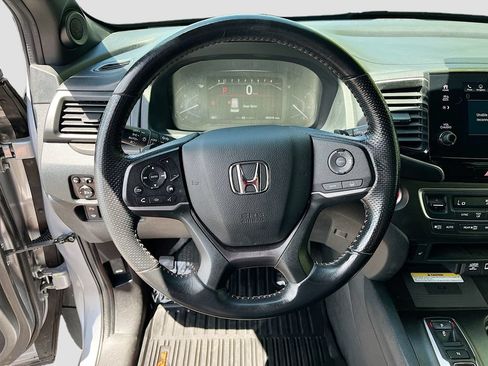 Used 2022 Honda Passport TrailSport image 11