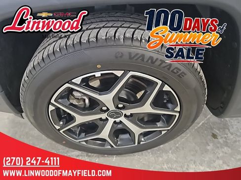 Used 2025 Jeep Compass Limited AWD/4WD image 6