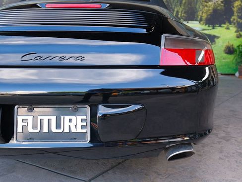 Used 2004 Porsche 911 Carrera image 34