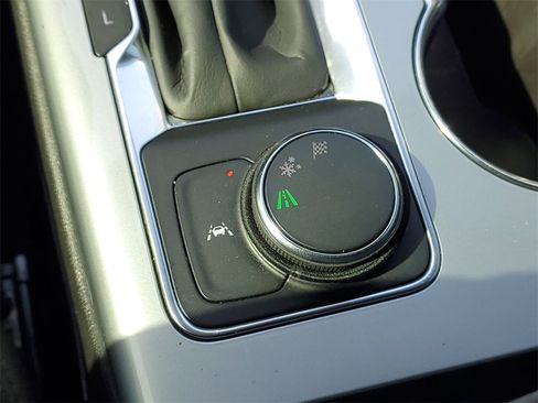 Used 2024 Chevrolet Blazer LT w/ Midnight/Sport Edition image 28