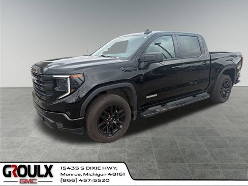 Used 2024 GMC Sierra 1500 Elevation AWD/4WD image 1