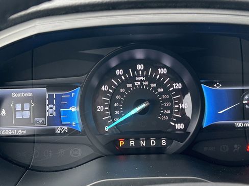 Used 2022 Ford Edge Titanium w/ Equipment Group 301A AWD/4WD image 26