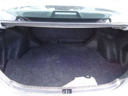 Used 2019 Toyota Corolla LE FWD image 25