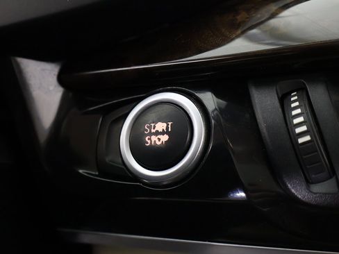 Used 2016 BMW X5 xDrive40e image 41