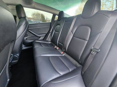 Used 2022 Tesla Model 3 image 55