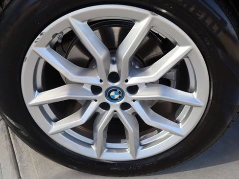 Used 2023 BMW X5 xDrive45e w/ Executive Package AWD/4WD image 53