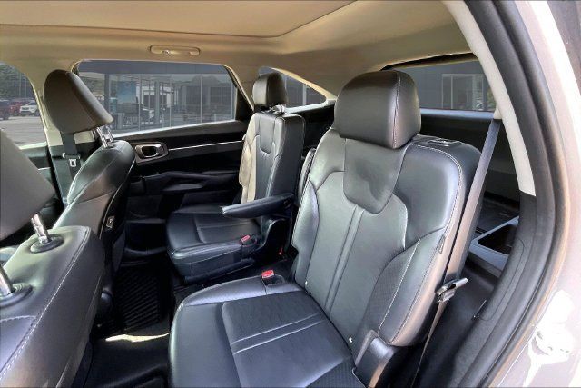 Used 2024 Kia Sorento X-Line EX AWD/4WD image 21