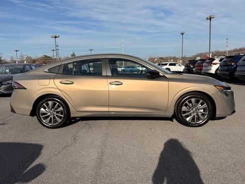 New 2026 Nissan Sentra SL w/ Floor Mat Package image 4