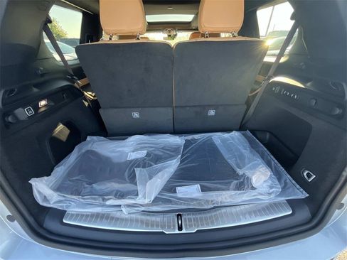 New 2025 Jeep Grand Cherokee L Summit w/ Obsidian Package image 12