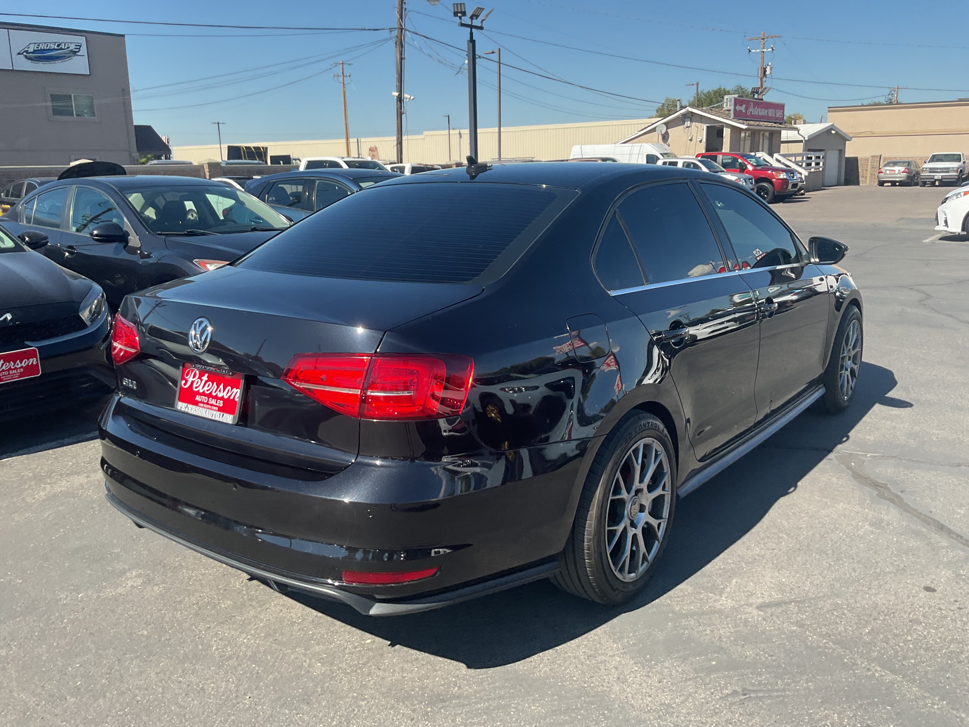Used 2017 Volkswagen Jetta GLI FWD image 5