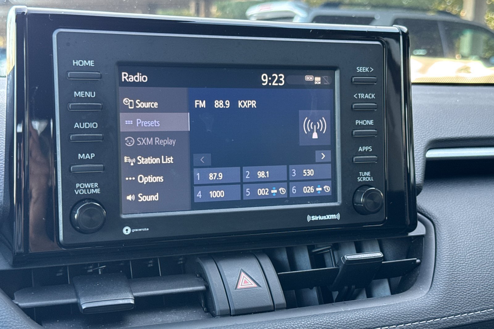 Certified 2021 Toyota RAV4 LE AWD/4WD image 23