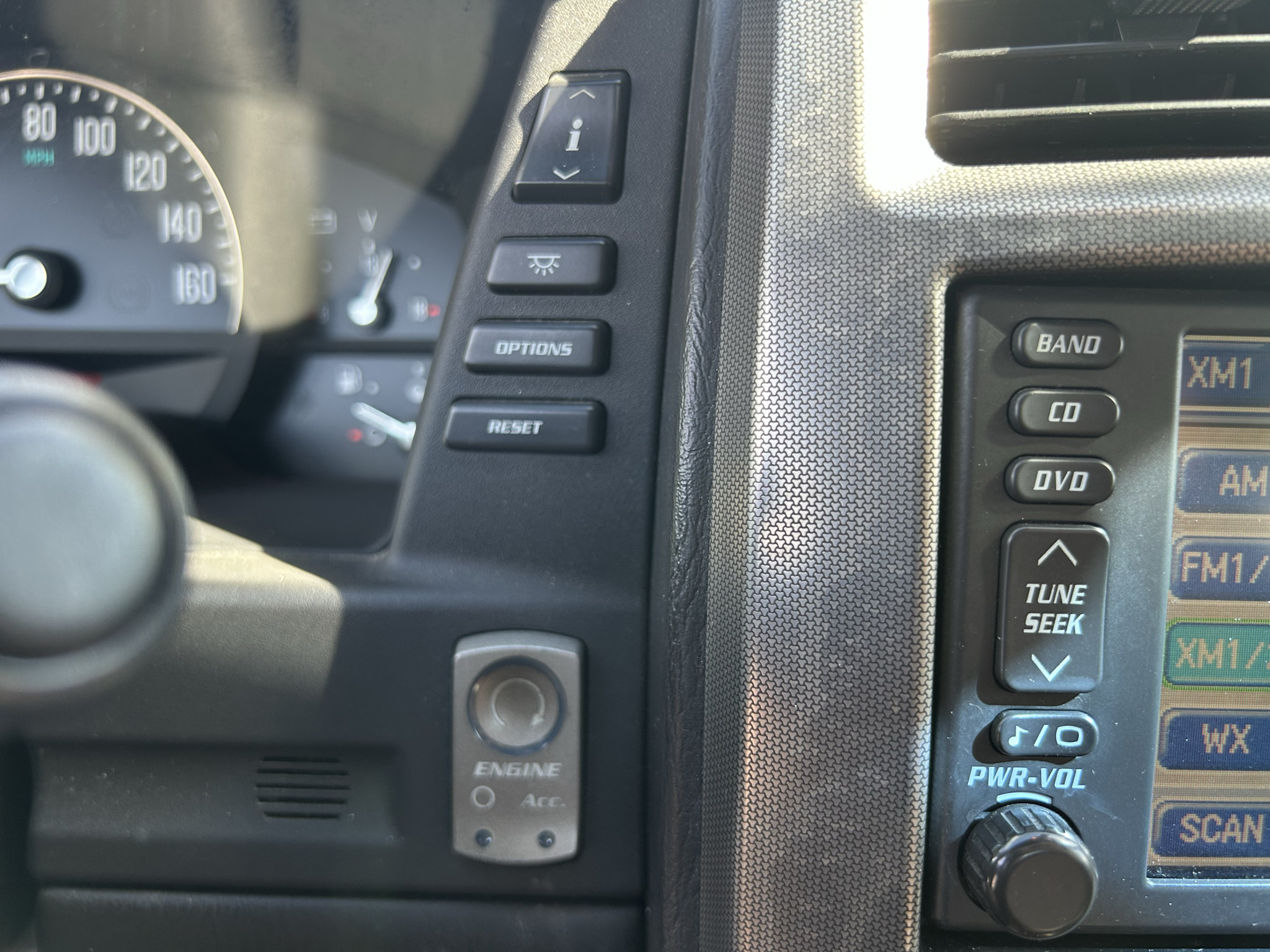 Used 2007 Cadillac XLR RWD image 23
