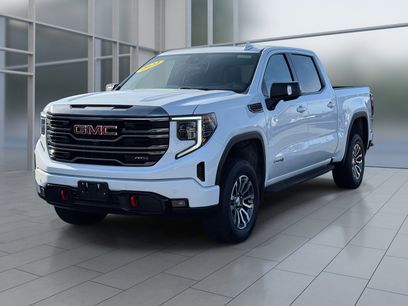Used 2022 GMC Sierra 1500 AT4 w/ AT4 Premium Package