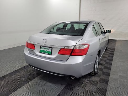 Used 2015 Honda Accord LX image 9