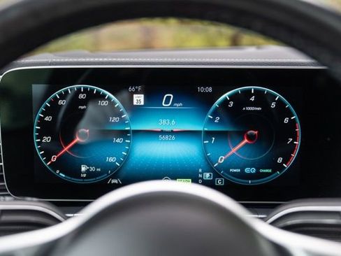 Used 2022 Mercedes-Benz GLS 580 4MATIC image 34