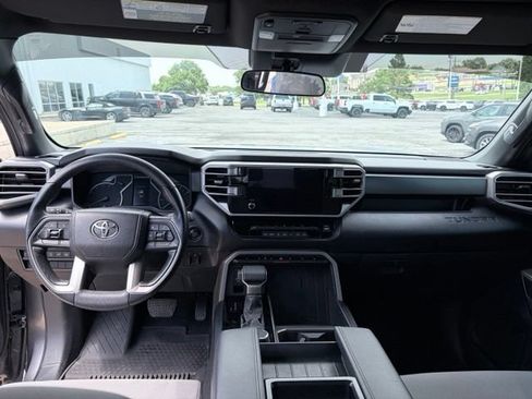 Used 2025 Toyota Tundra SR5 AWD/4WD image 11