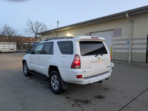 Used 2005 Toyota 4Runner SR5 image 6